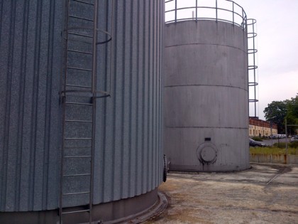 Tanks unlackiert – vorher Tanks unlackiert – vorher